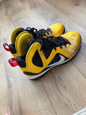 Nike LeBron 9 P.S. Elite "Taxi"